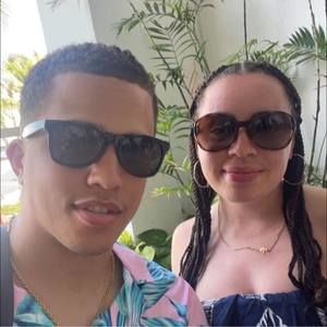 Meet your Posher, Avery